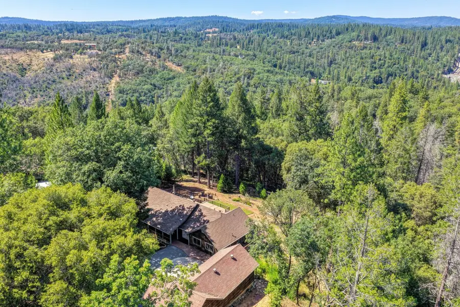 25990 Ridgeview Court, Colfax, CA 95713 - #2