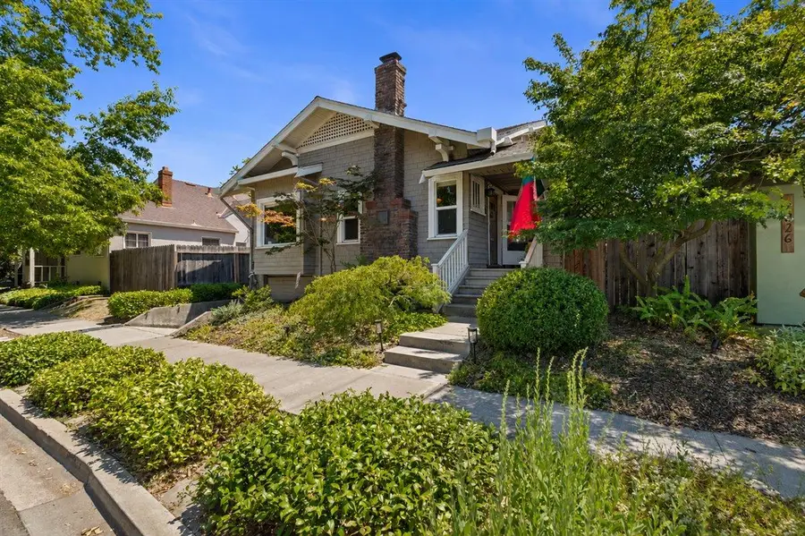 2032 Castro Way, Sacramento, CA 95818 - #2