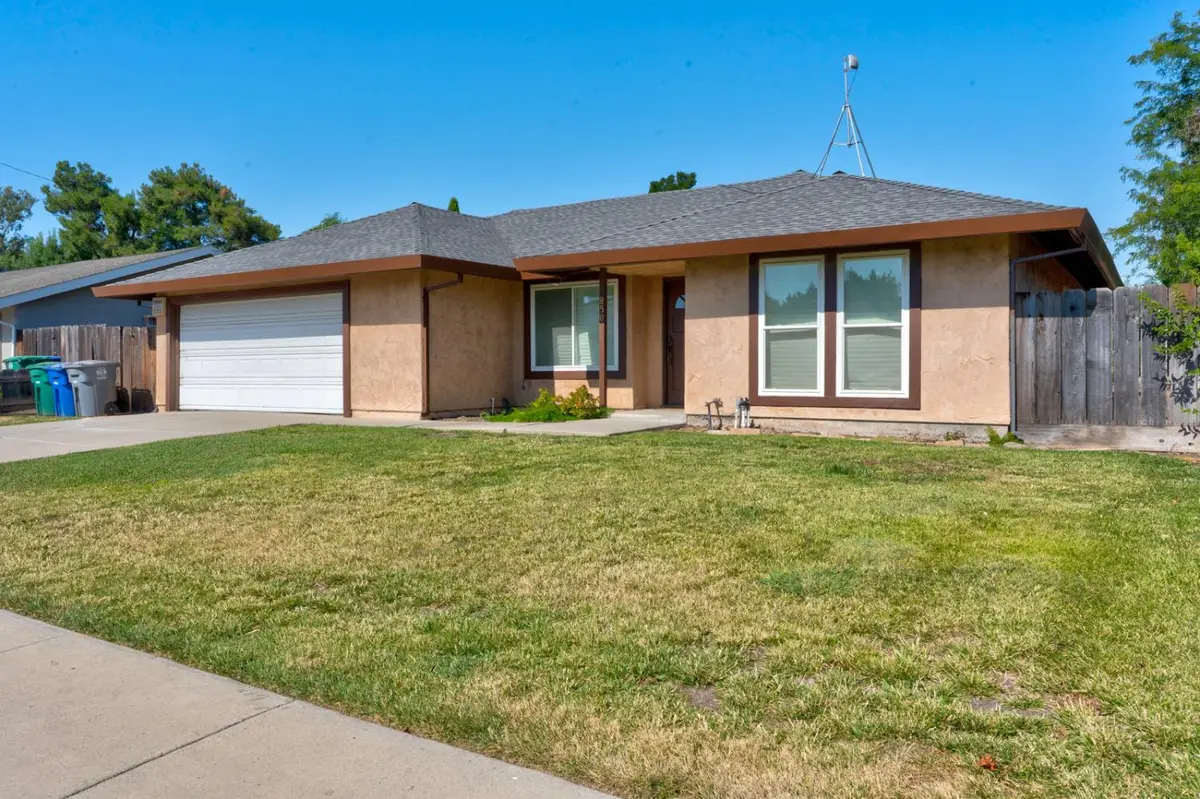 850 Golden Gate Ave, Dos Palos, CA 93620 - #1