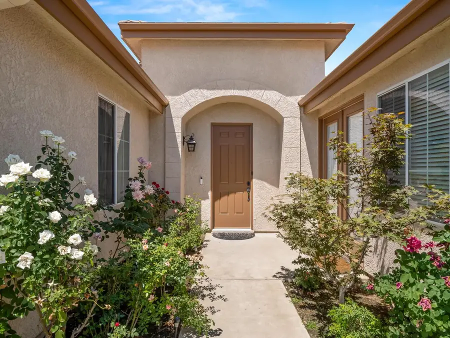 2222 Carson Avenue, Clovis, CA 93611 - #3