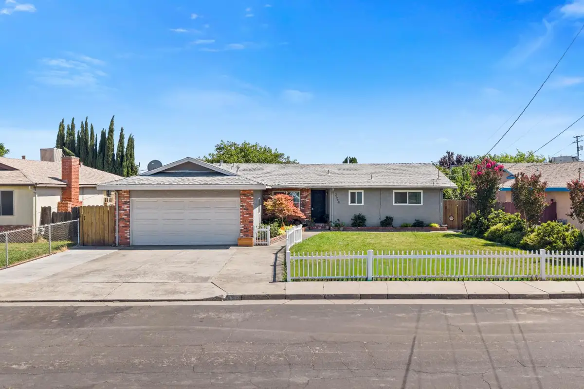 2648 Sierra Street, Riverbank, CA 95367 - #1