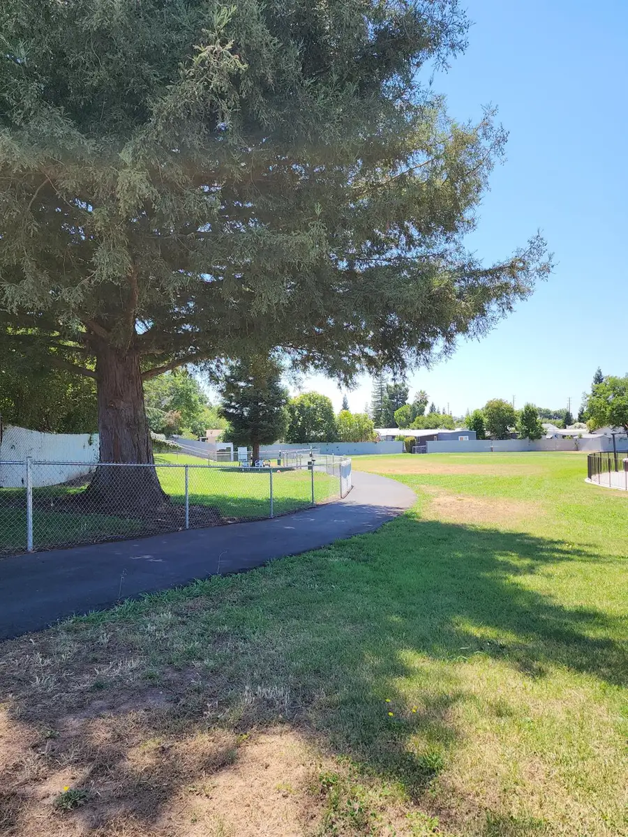 6240 W Stagecoach Drive, Foothill Farms, CA 95682 - #2