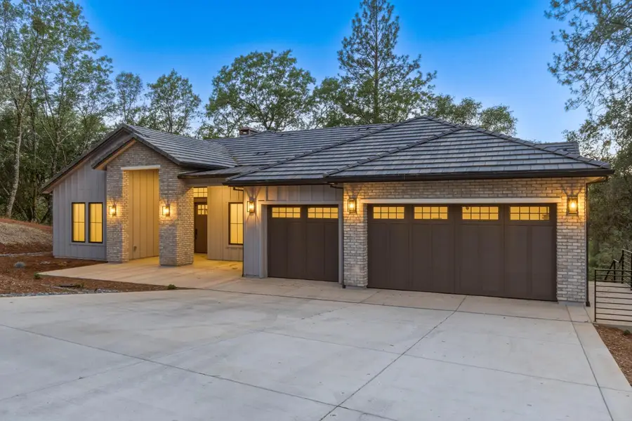 23796 Landon Evan Lane, Auburn, CA 95602 - #2