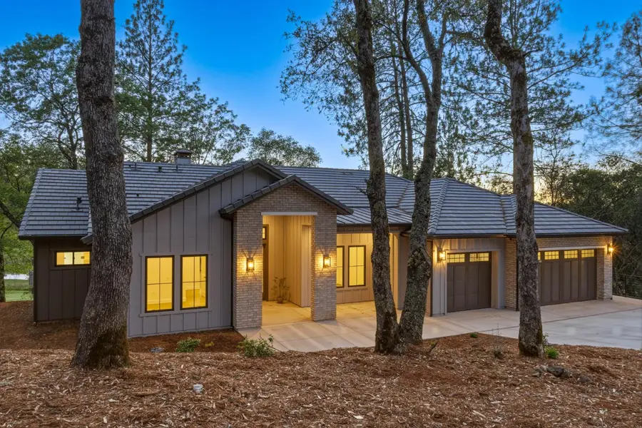 23796 Landon Evan Lane, Auburn, CA 95602 - #3