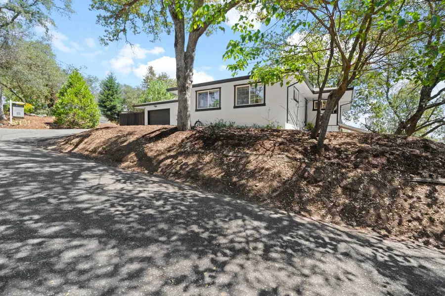 175 Donnington Avenue, Auburn, CA 95603 - #3