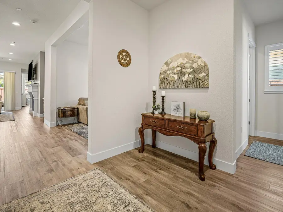 4226 Fox Hollow Street, Folsom, CA 95630 - #2
