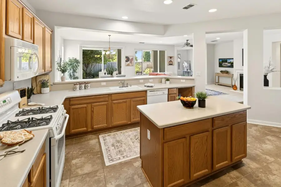 2683 Kingfisher Lane, Lincoln, CA 95648 - #3