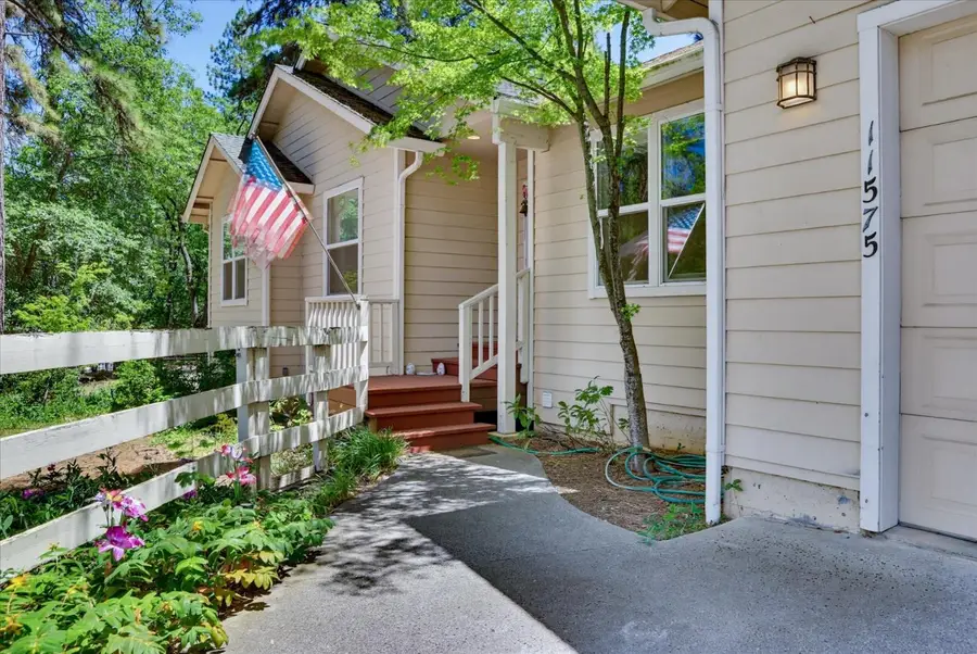 11575 Shockley Road, Grass Valley, CA 95945 - #2