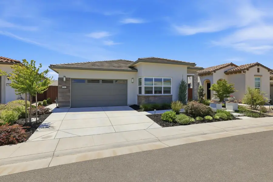 3541 Deer Park Drive, Folsom, CA 95630 - #2