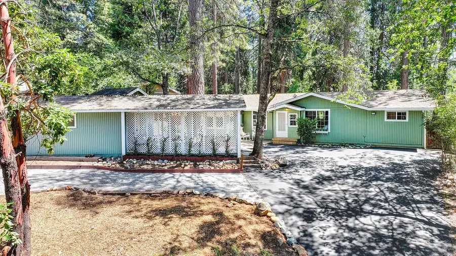 405 Alpine Drive, Colfax, CA 95713 - #2