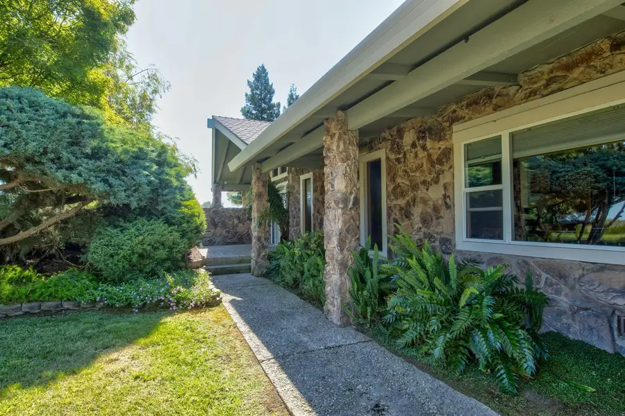 22110 E Milton Road, Linden, CA 95236 - #3
