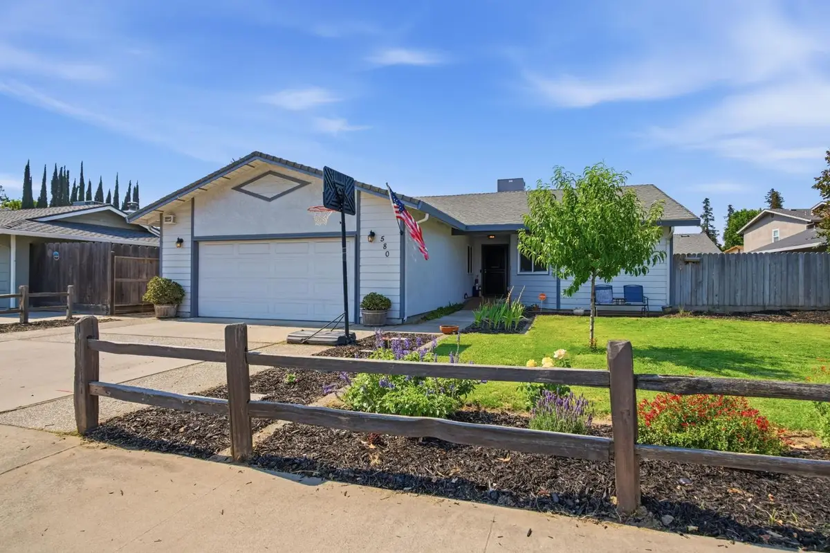 580 North Avenue, Turlock, CA 95382 - #1