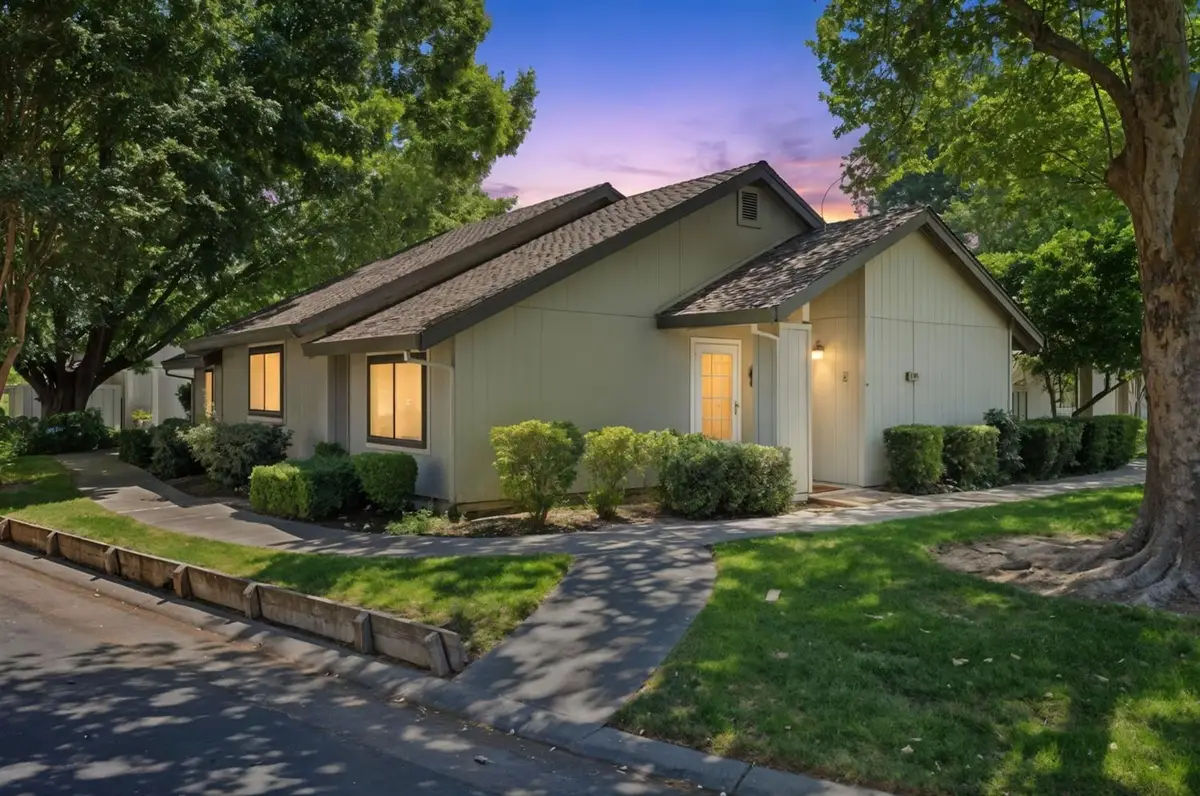 3201 Swallows Nest Drive, Sacramento, CA 95833 - #1