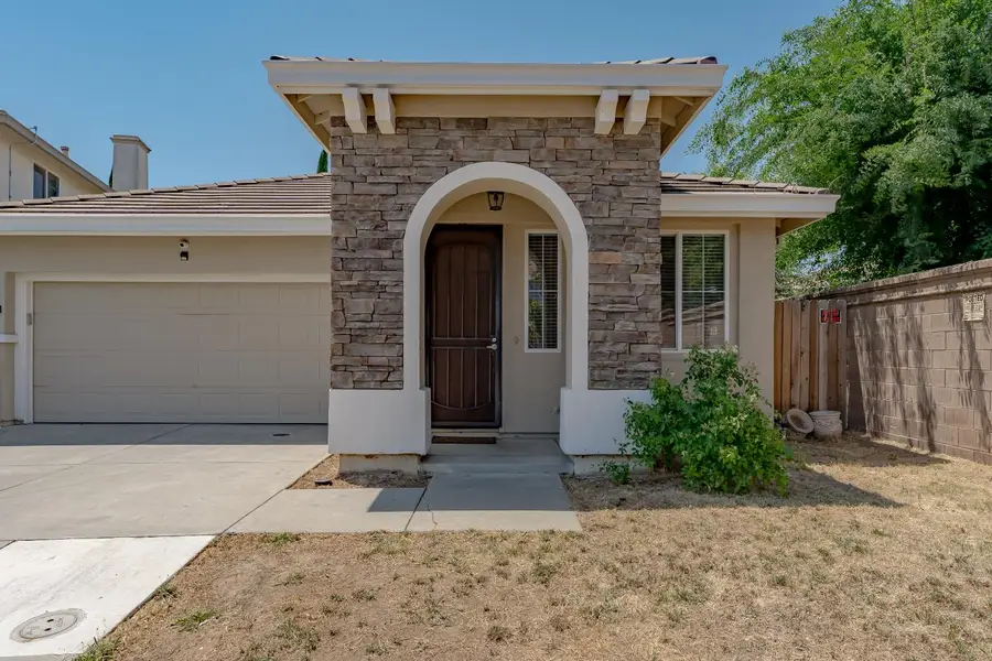 23 Delta Tule Court, Sacramento, CA 95834 - #2