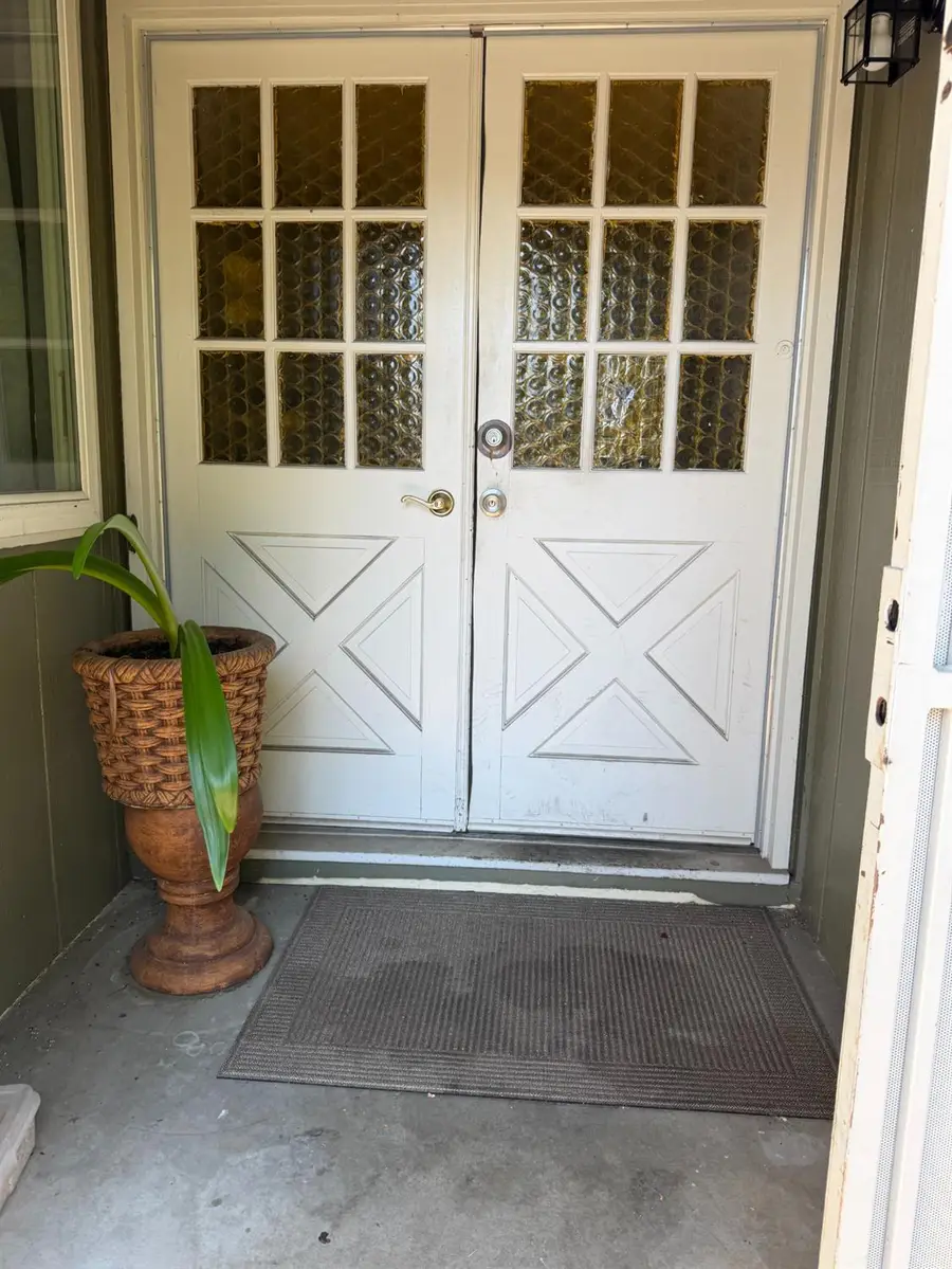 249 Los Felis Avenue, Stockton, CA 95210 - #3