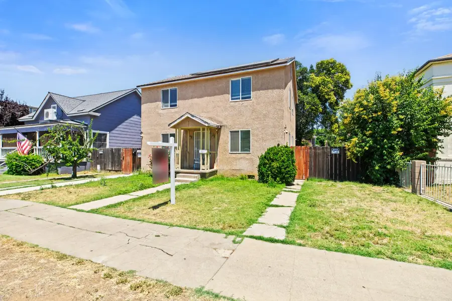 221 W 20th Street, Merced, CA 95340 - #2
