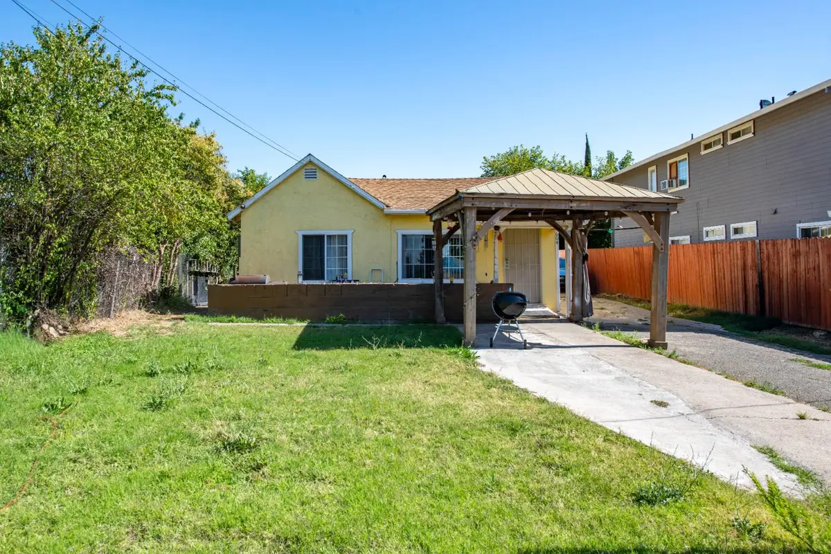 602 Harris Avenue, Sacramento, CA 95838 - #1