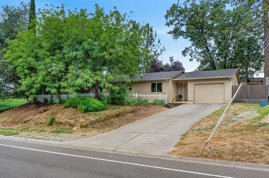4644 Patterson Drive, Diamond Springs, CA 95619 - #2