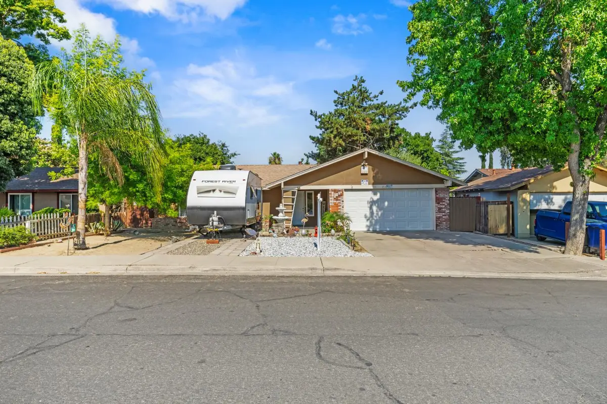 212 Hubert Drive, Modesto, CA 95354 - #1
