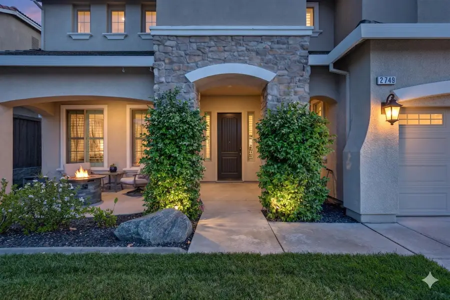 2749 Lincoln Airpark Dr, Lincoln, CA 95648 - #3