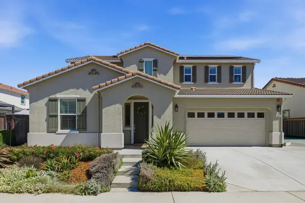 7487 Darque Way, Elk Grove, CA 95757