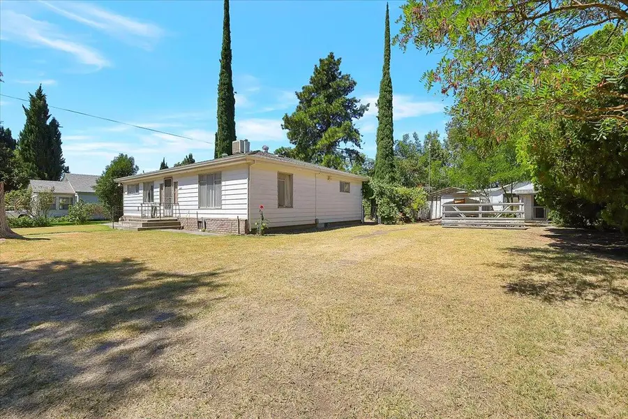 2060 Locust Street, Sutter, CA 95982 - #2