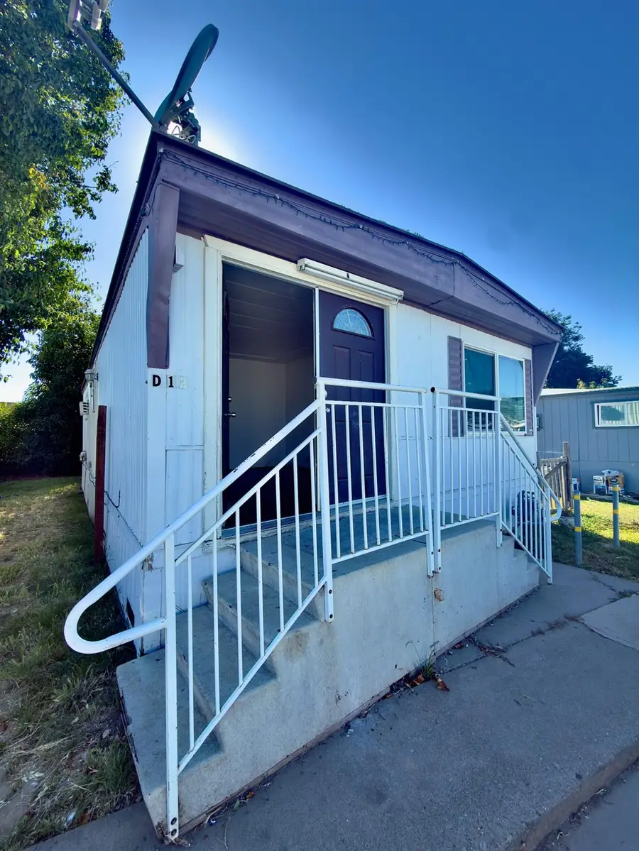 6435 Orange Avenue #D12, Sacramento, CA 95823 - #2