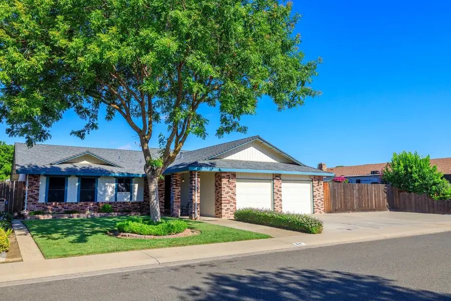 1647 Running, Ceres, CA 95307 - #2