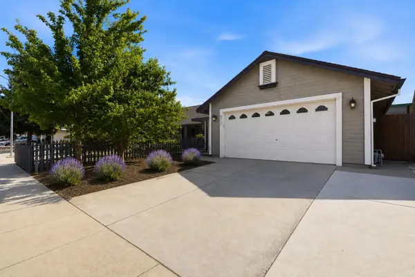 6317 Elkhorn Manor Drive, Rio Linda, CA 95673