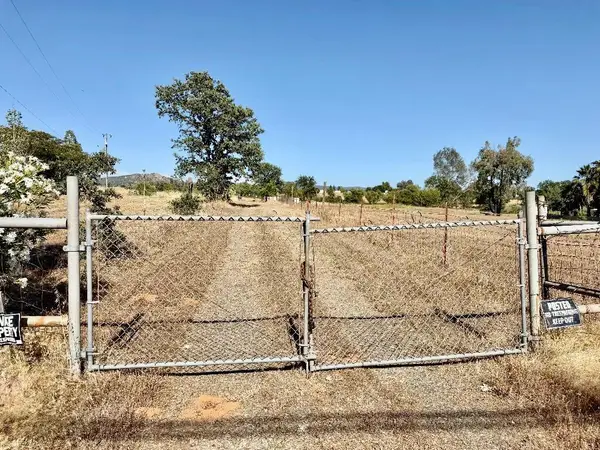 11842 Smith Road, Marysville, CA 95901