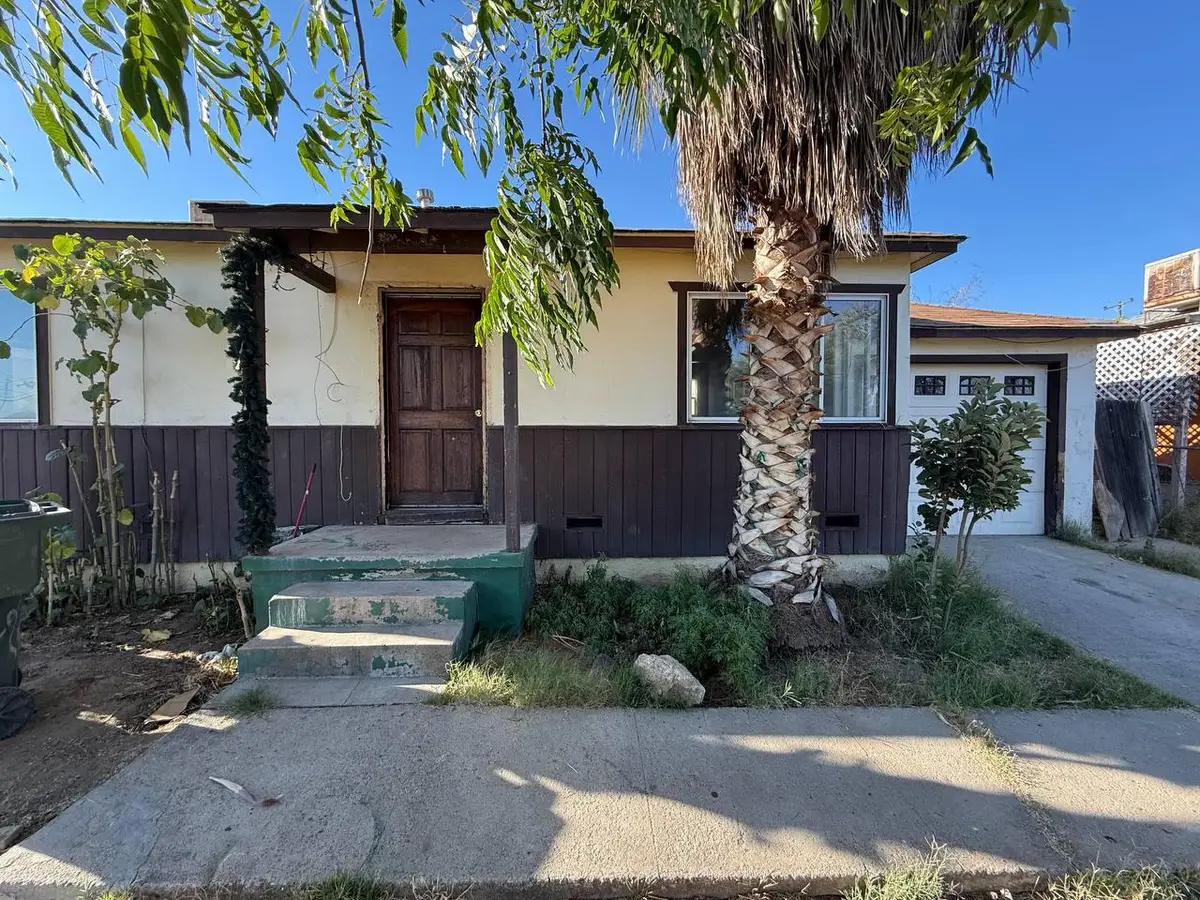 4504 Mesa Drive, Bakersfield, CA 93306 - #1