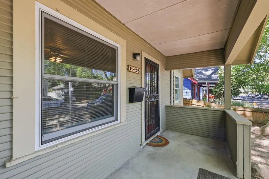 1828 Larkin Way, Sacramento, CA 95818 - #3