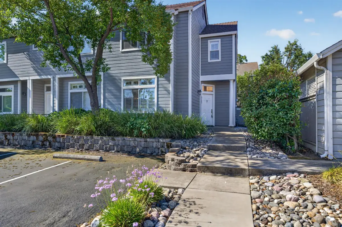 3127 Woods Circle, Davis, CA 95616 - #1