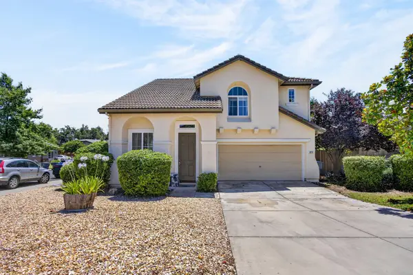 4111 Blossomwood Court, Rocklin, CA 95677
