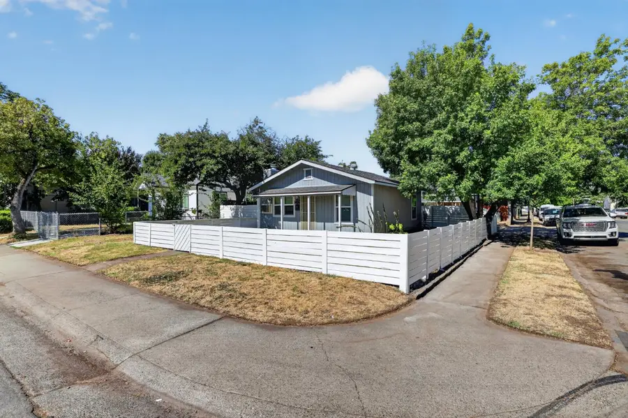 2297 Beaumont Street, Sacramento, CA 95815 - #3