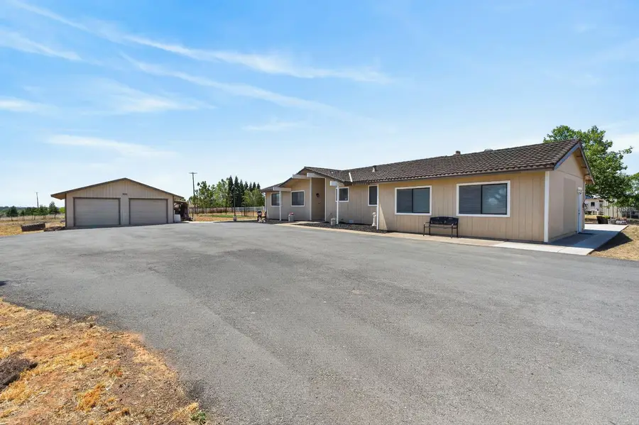 11890 Cresthill Drive, Elk Grove, CA 95624 - #3