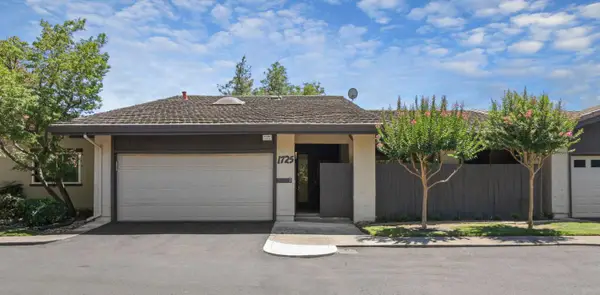 1725 Le Bec Court, Lodi, CA 95240