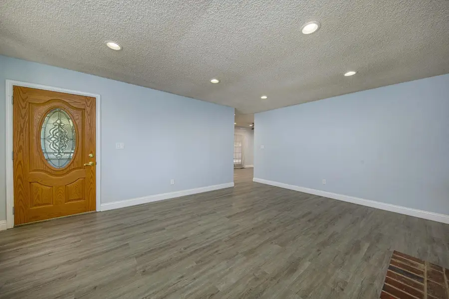 30 Willow Glen Avenue, Oakdale, CA 95361 - #3