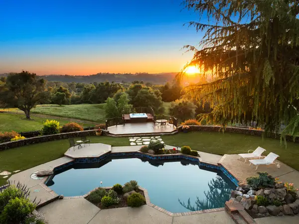 5670 China Hill Road, El Dorado, CA 95623