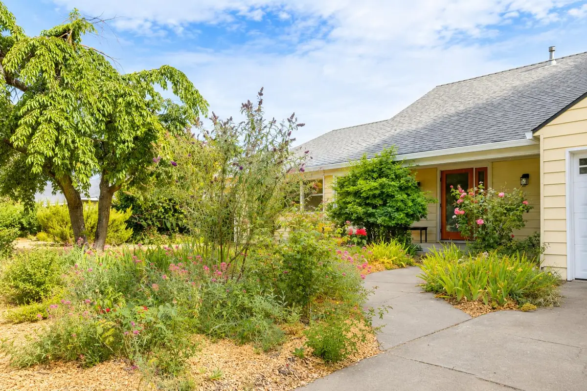 921 W 8th Street, Davis, CA 95616 - #1
