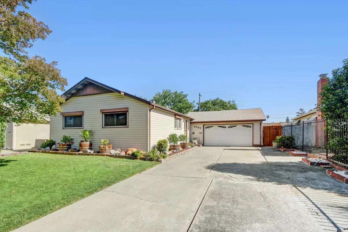 2085 51st Avenue, Sacramento, CA 95822 - #1