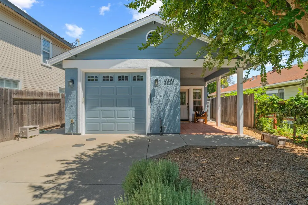 2121 Perkins Way, Sacramento, CA 95818 - #1
