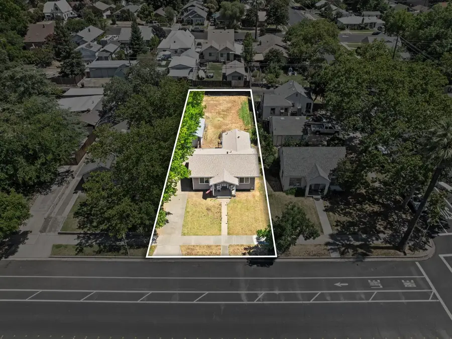 304 Sierra Boulevard, Roseville, CA 95678 - #3