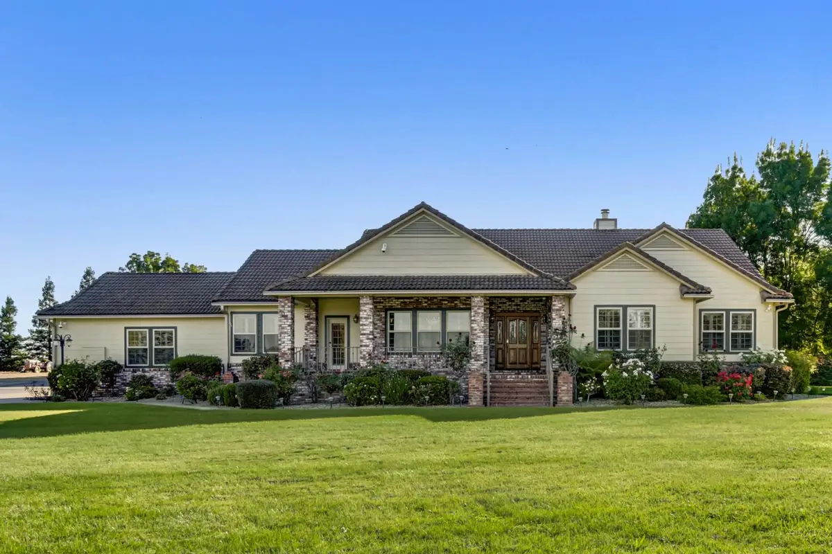 12040 Green Road #South, Wilton, CA 95693 - #1