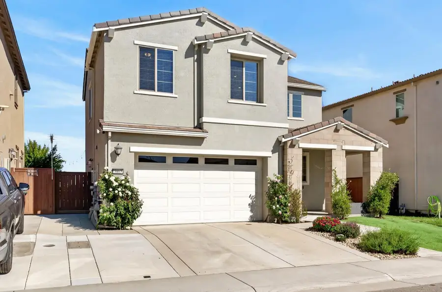 3863 Ivan Way, Rancho Cordova, CA 95742 - #2