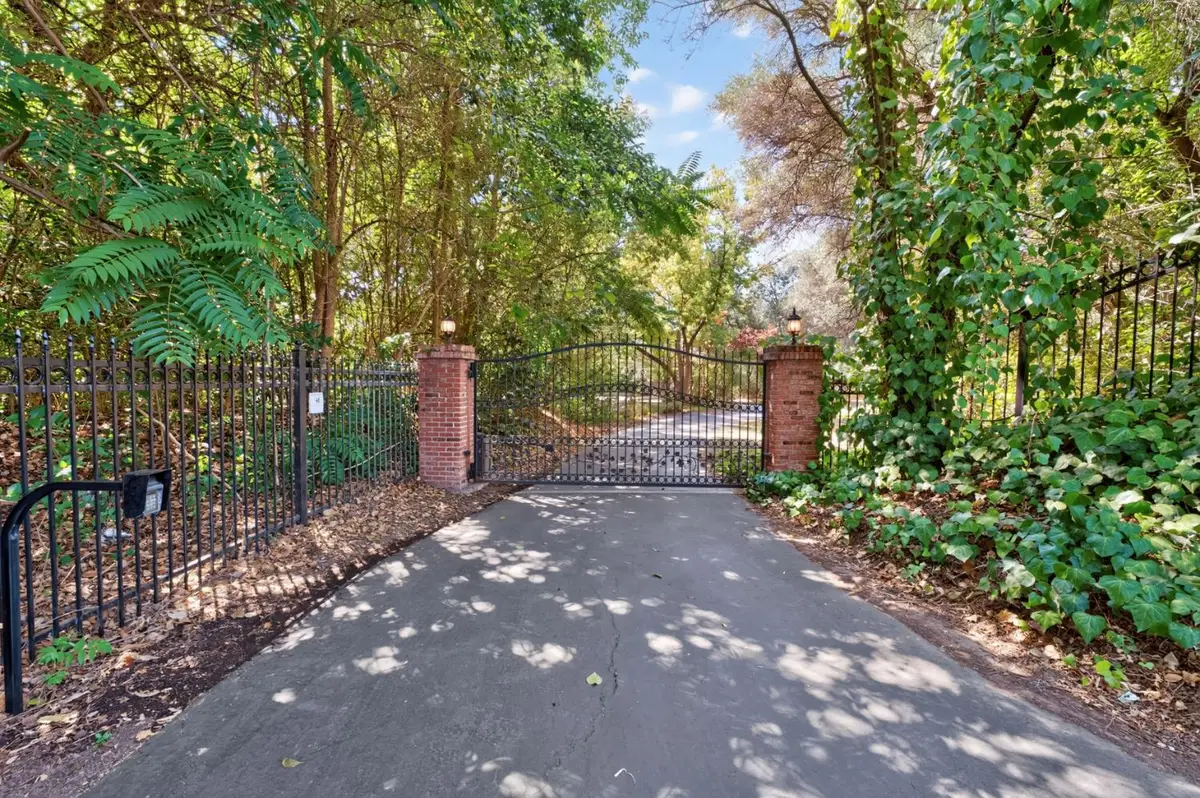 4335 Walnut Avenue, Carmichael, CA 95608 - #1