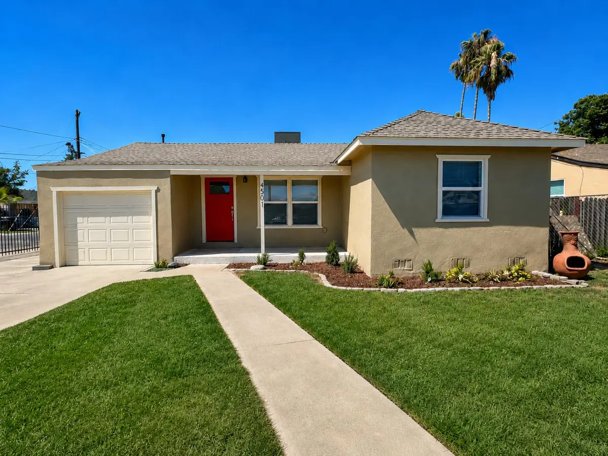 4501 Roosevelt Ave, Sacramento, CA 95820 - #1