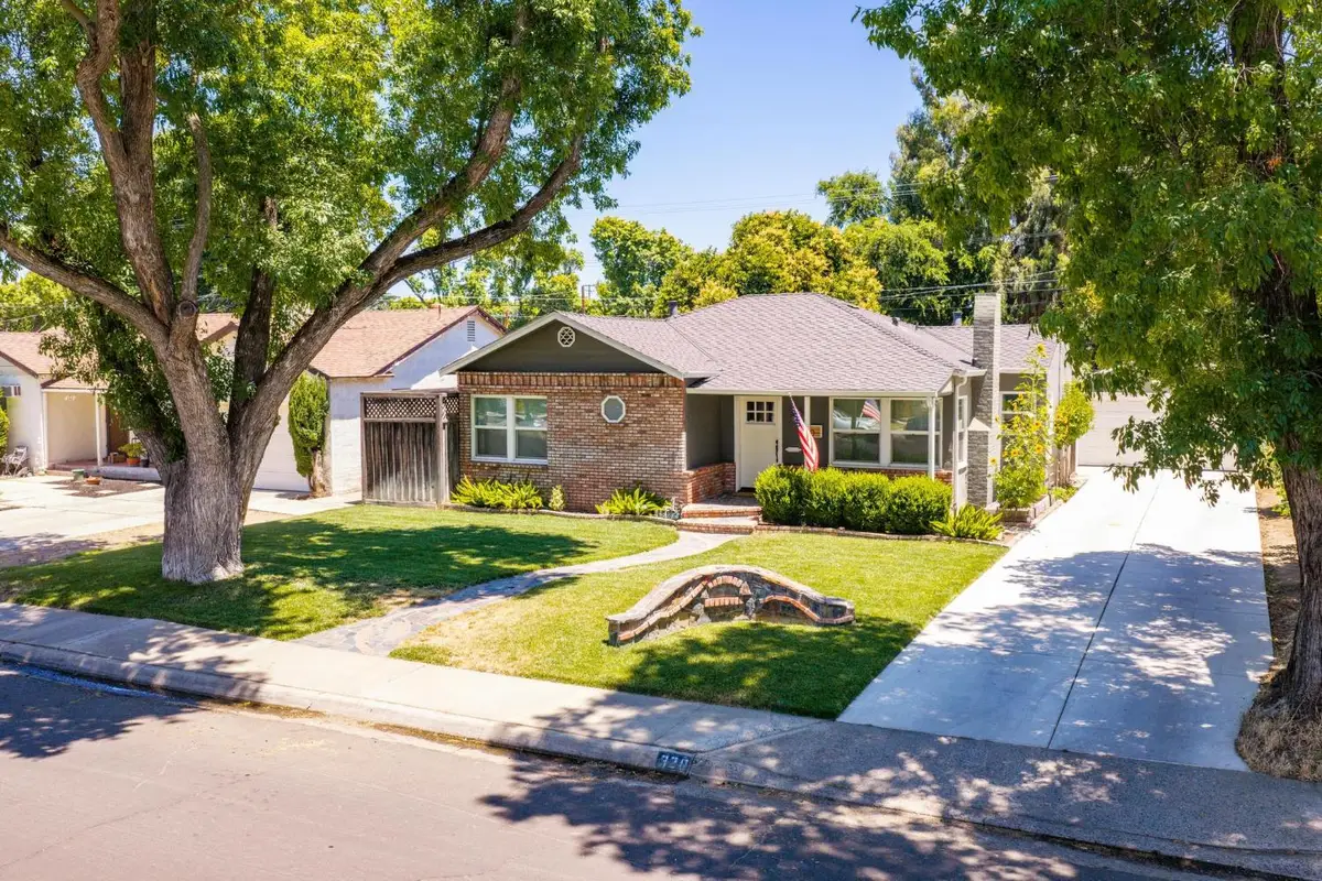 320 N Santa Cruz Avenue, Modesto, CA 95354 - #1