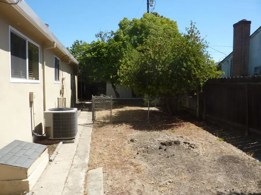 719 S Maple Avenue, Manteca, CA 95337 - #3