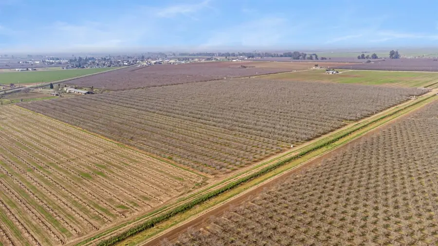 14075 Le Grand Road, Le Grand, CA 95333 - #2